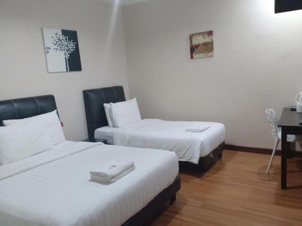 Hotel Seri Pauh Джорджтаун Экстерьер фото